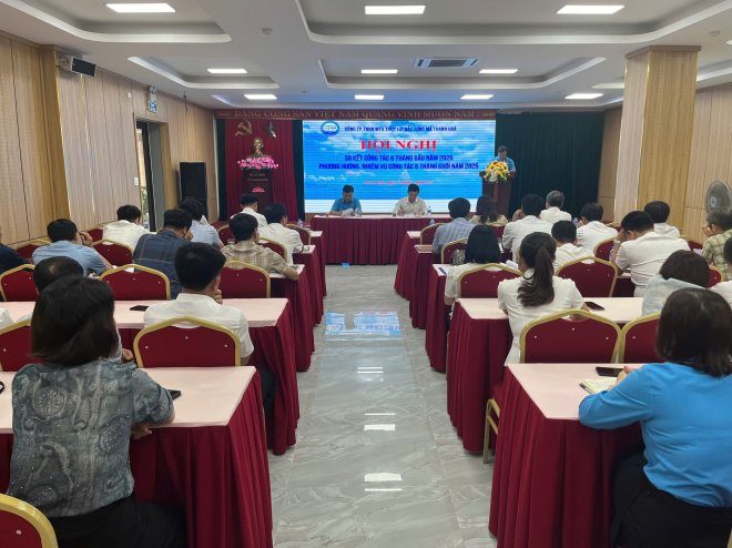 Toàn cảnh xa.jpg