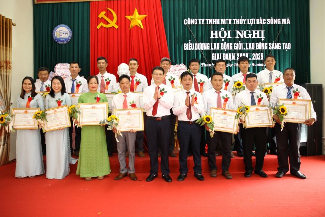 Cá nhân 2.jpg